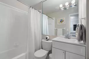 1321 Bayview Dr, Fort Lauderdale, FL 33304 - Photo 34