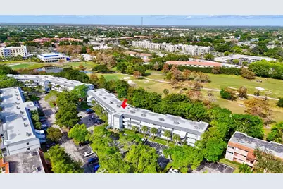 8380  Sands Point Blvd, Unit #J306, Tamarac, FL 33321 - Photo 6