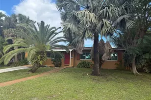 920 Wright Dr, Lake Worth Beach, FL 33461 - Photo 1