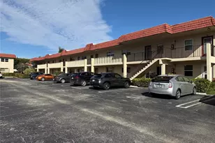 22 Abbey Ln, Delray Beach, FL 33446 - Photo 2