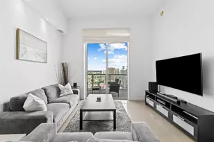 185 SW 7th St, Miami, FL 33130 - Photo 4