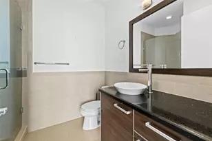 185 SW 7th St, Miami, FL 33130 - Photo 22