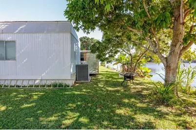 21726 N Heritage Cir, Pembroke Pines, FL 33029 - Photo 16