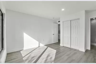 20731 NW 41st Avenue Rd, Miami Gardens, FL 33055 - Photo 12