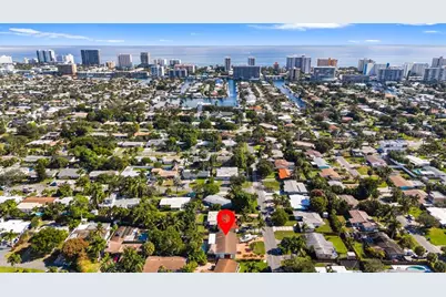 2325 NE 9th St, Pompano Beach, FL 33062 - Photo 52