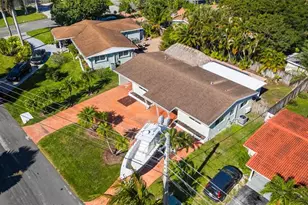 2325 NE 9th St, Pompano Beach, FL 33062 - Photo 50