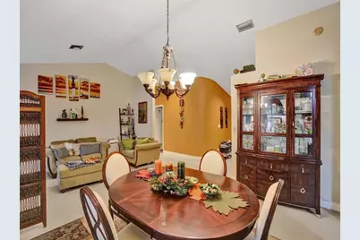 7380 NW 39th St, Lauderhill, FL 33319 - Photo 12