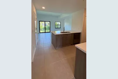 2526  Pierce St, Unit #14, Hollywood, FL 33020 - Photo 4