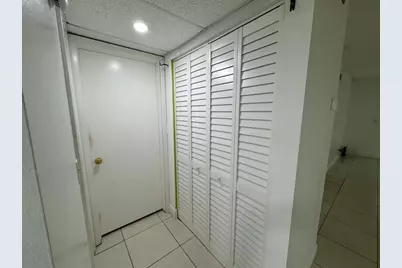 7797  Golf Circle Dr, Unit #304, Margate, FL 33063 - Photo 12