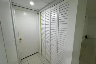 7797 Golf Cir Dr, Margate, FL 33063 - Photo 12