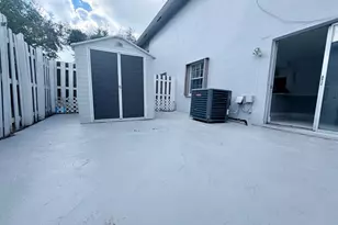1788 SW 81st Way, Davie, FL 33324 - Photo 18
