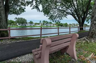 900 Colony Point Cir, Pembroke Pines, FL 33026 - Photo 34