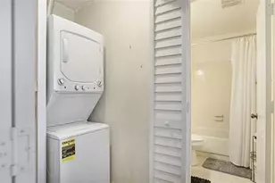 2780 S Oakland Forest Dr, Oakland Park, FL 33309 - Photo 26