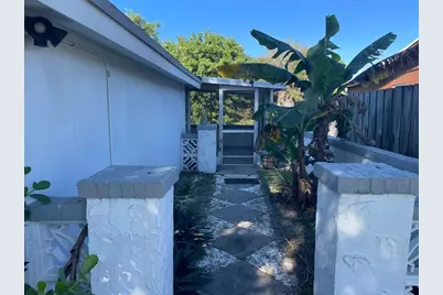 4421 NW 34th Ct, Lauderdale Lakes, FL 33319 - Photo 18