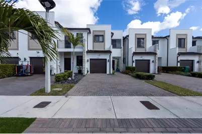 20920 NE 8th Ave, Miami, FL 33179 - Photo 16