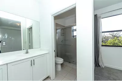 20920 NE 8th Ave, Miami, FL 33179 - Photo 14