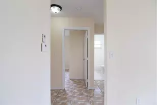 455 NW 14th St, Florida City, FL 33034 - Photo 8