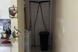 455 NW 14th St, Florida City, FL 33034 - Photo 6