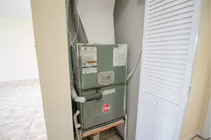 455 NW 14th St, Florida City, FL 33034 - Photo 18