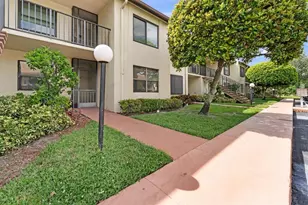 7843 Willow Spring Dr Unit, Lake Worth, FL 33467 - Photo 2