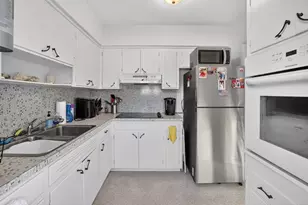 4436 Sea Grape Dr, Lauderdale by the Sea, FL 33308 - Photo 12