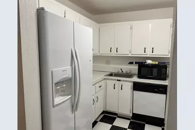 3090 NW 46th Avenue, Unit #212C, Lauderdale Lakes, FL 33313 - Photo 4