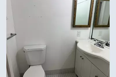 3090 NW 46th Avenue, Unit #212C, Lauderdale Lakes, FL 33313 - Photo 6