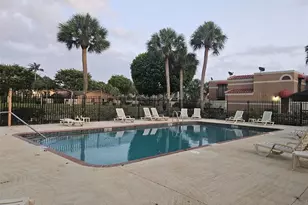 7001 NW 76th Ct, Tamarac, FL 33321 - Photo 4