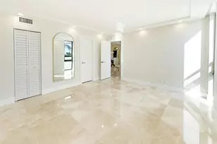 4800 Bayview Dr, Fort Lauderdale, FL 33308 - Photo 10