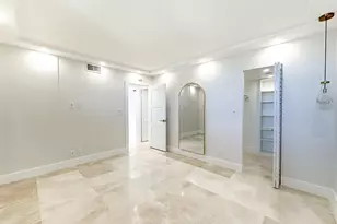 4800 Bayview Dr, Fort Lauderdale, FL 33308 - Photo 18