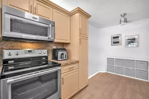 10738 W Clairmont Cir, Fort Lauderdale, FL 33321 - Photo 12