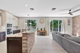 1878 SW 177th Ave, Miramar, FL 33029 - Photo 10