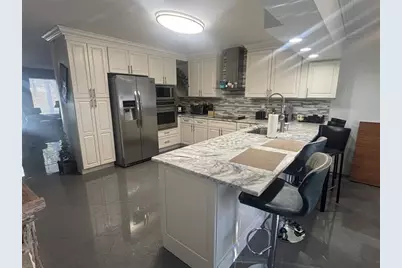 2820 NE 49th St, Fort Lauderdale, FL 33308 - Photo 2