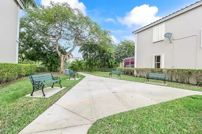 10573 NW 56th Pl, Coral Springs, FL 33076 - Photo 28