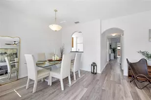 10573 NW 56th Pl, Coral Springs, FL 33076 - Photo 2