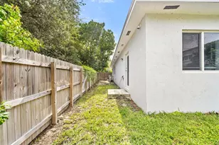 141 NW 12th St, Pompano Beach, FL 33060 - Photo 20