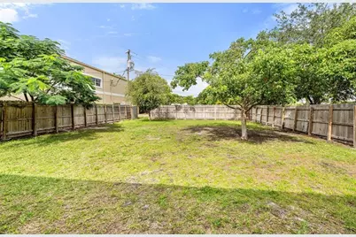 141 NW 12th St, Pompano Beach, FL 33060 - Photo 18