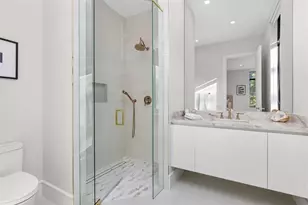 100 Royal Palm Dr, Fort Lauderdale, FL 33301 - Photo 56