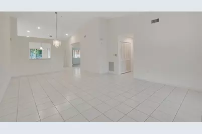 5876  Regal Glen Dr, Unit #201, Boynton Beach, FL 33437 - Photo 20
