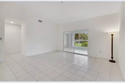 5876  Regal Glen Dr, Unit #201, Boynton Beach, FL 33437 - Photo 16