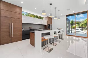 2631 NE 48th Ct, Lighthouse Point, FL 33064 - Photo 16