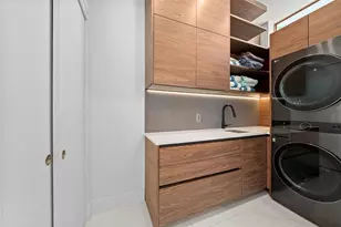 2631 NE 48th Ct, Lighthouse Point, FL 33064 - Photo 18