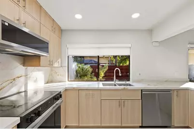 3012  Willow Ln, Hollywood, FL 33021 - Photo 2