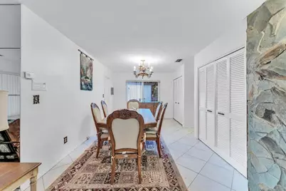 4490 NW 43rd St, Lauderdale Lakes, FL 33319 - Photo 14