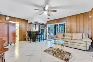 4490 NW 43rd St, Lauderdale Lakes, FL 33319 - Photo 12