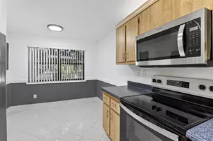 2606 NW 104th Ave, Sunrise, FL 33322 - Photo 8