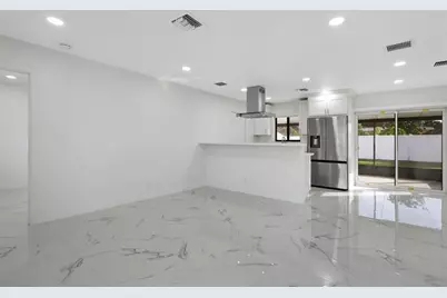 6374 SW 2nd St, Margate, FL 33068 - Photo 14