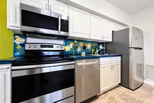 758 NE 13th Ct, Fort Lauderdale, FL 33304 - Photo 10