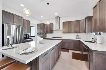 10705  Aqua Ct, Parkland, FL 33076 - Photo 8