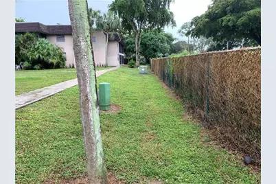 2830  Riverside Dr, Unit #102, Coral Springs, FL 33065 - Photo 14